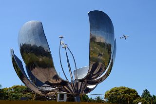 18 Floralis Generica By Argentine Architect Eduardo Catalano In Plaza de las Naciones Unidas Recoleta Buenos Aires.jpg